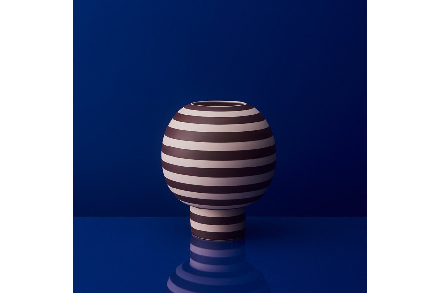 Скульптурная ваза VARIA