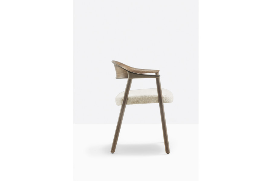 Chair Héra