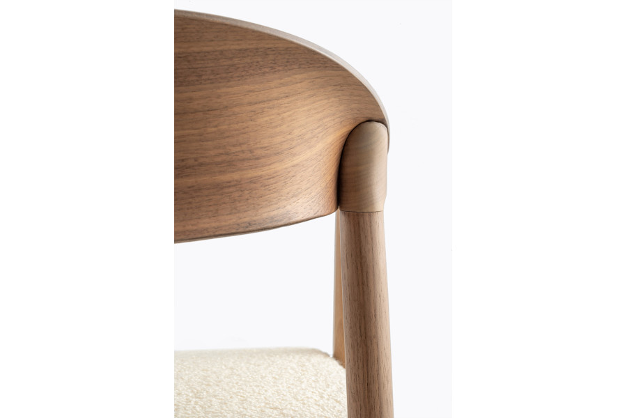Chair Héra